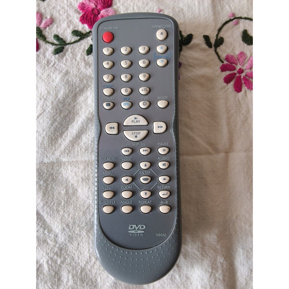 OEM Original Magnovox DVD/VHS combo Remote NB662 Tested Works